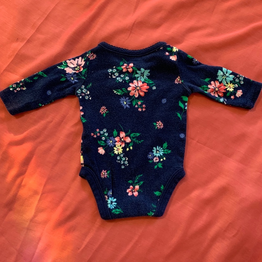 Carter’s / Gerber Newborn Mish-Mash Bundle - Picture 6 of 8